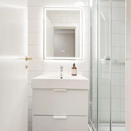 Apartamento Modern With 2 Bedrooms And A Sofa Bed *